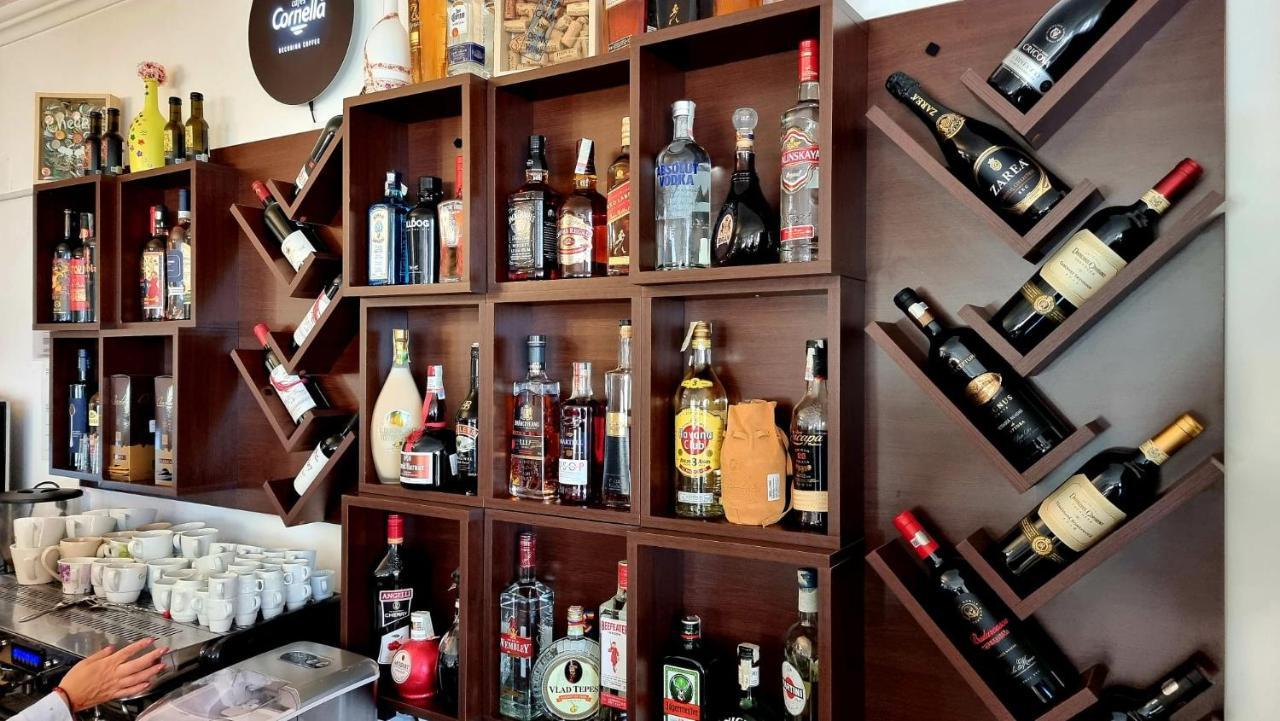 Motel Prislop Хацег Екстер'єр фото