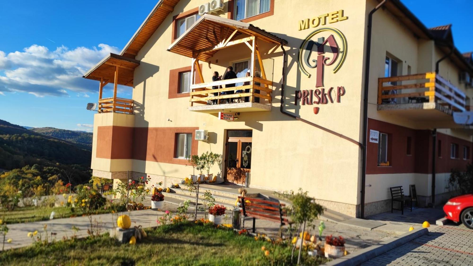 Motel Prislop Хацег Екстер'єр фото