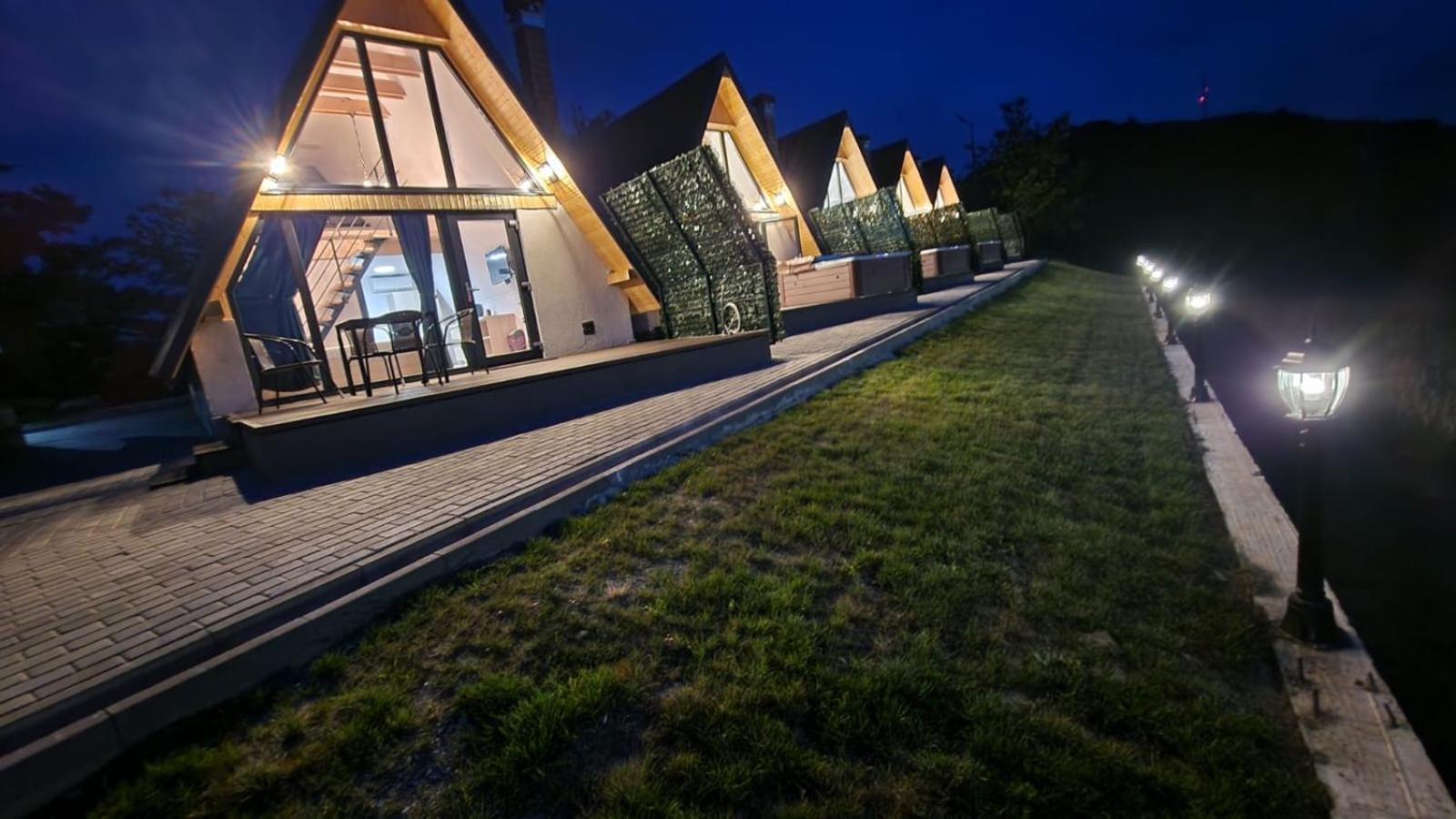 Motel Prislop Хацег Екстер'єр фото